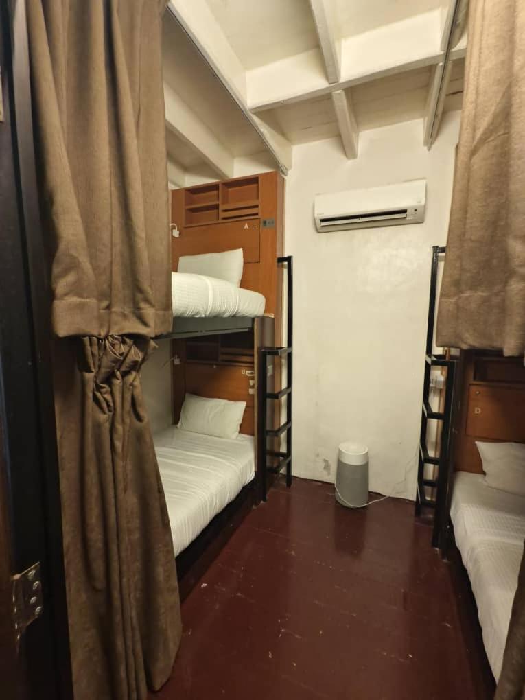 ג'ורג' טאון Red Inn Court מראה חיצוני תמונה